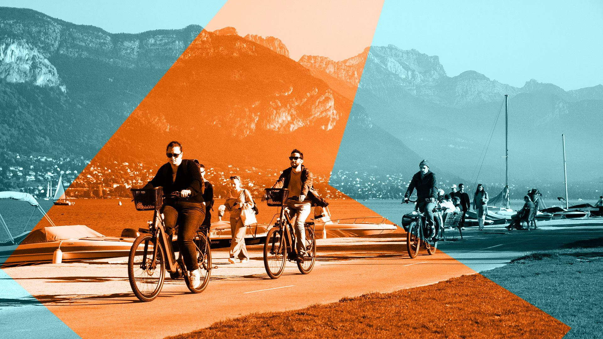 VAE sur la piste cyclable au bord du lac d'Annecy