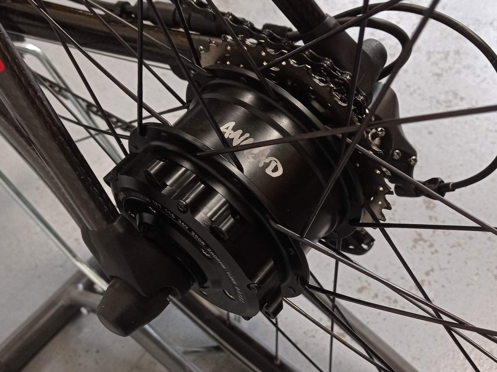 moteur roue arrière Annad ULTRA Patin pour électrification de vélo BMC