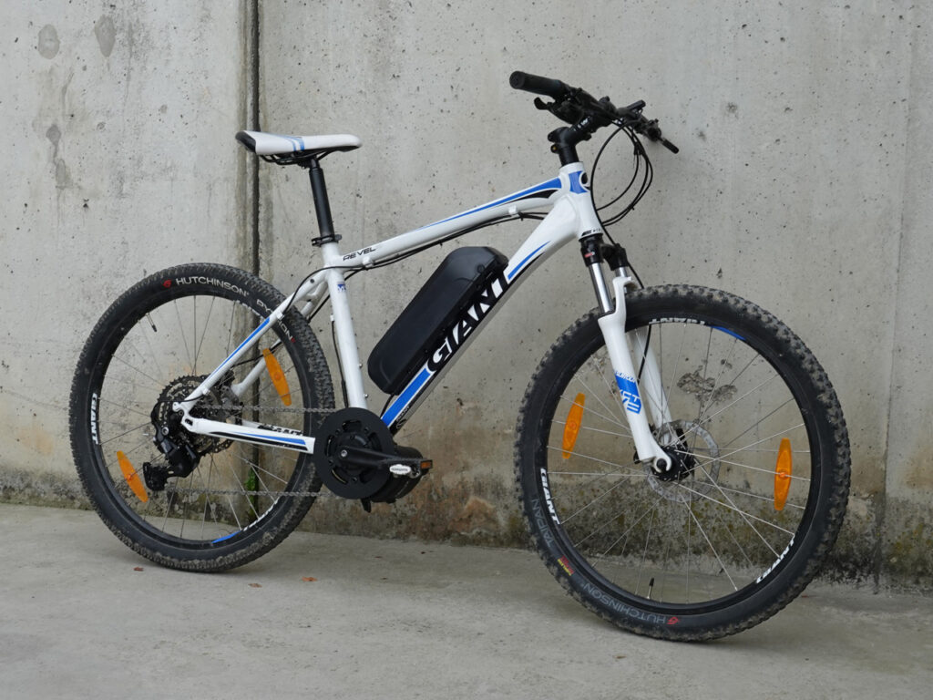 Giant Revel 3 electrifie avec Virvolt 900