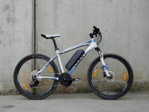 Électrification moteur pédalier : une solution adaptée au VTT Giant Revel 3